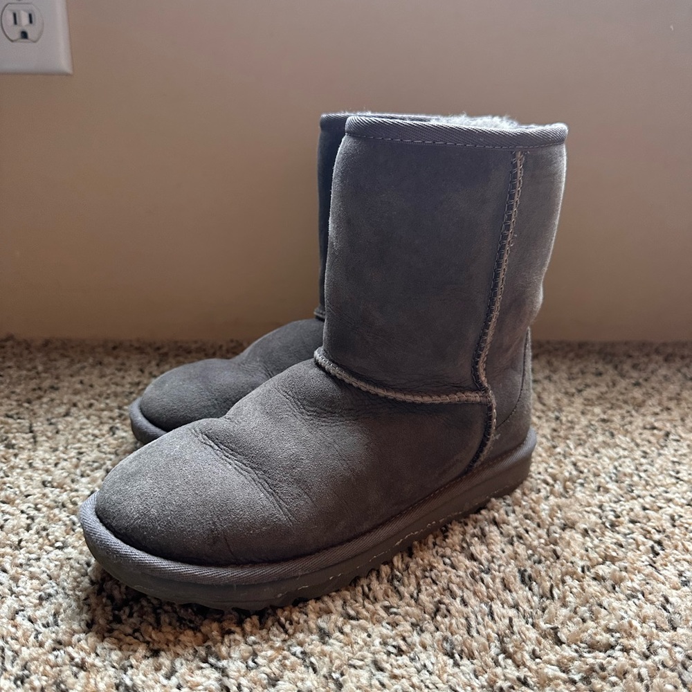 Kid ugg boots - Picture 2 of 3